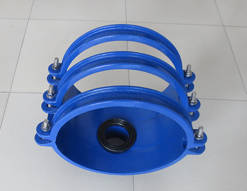 盘带式两合分水三通